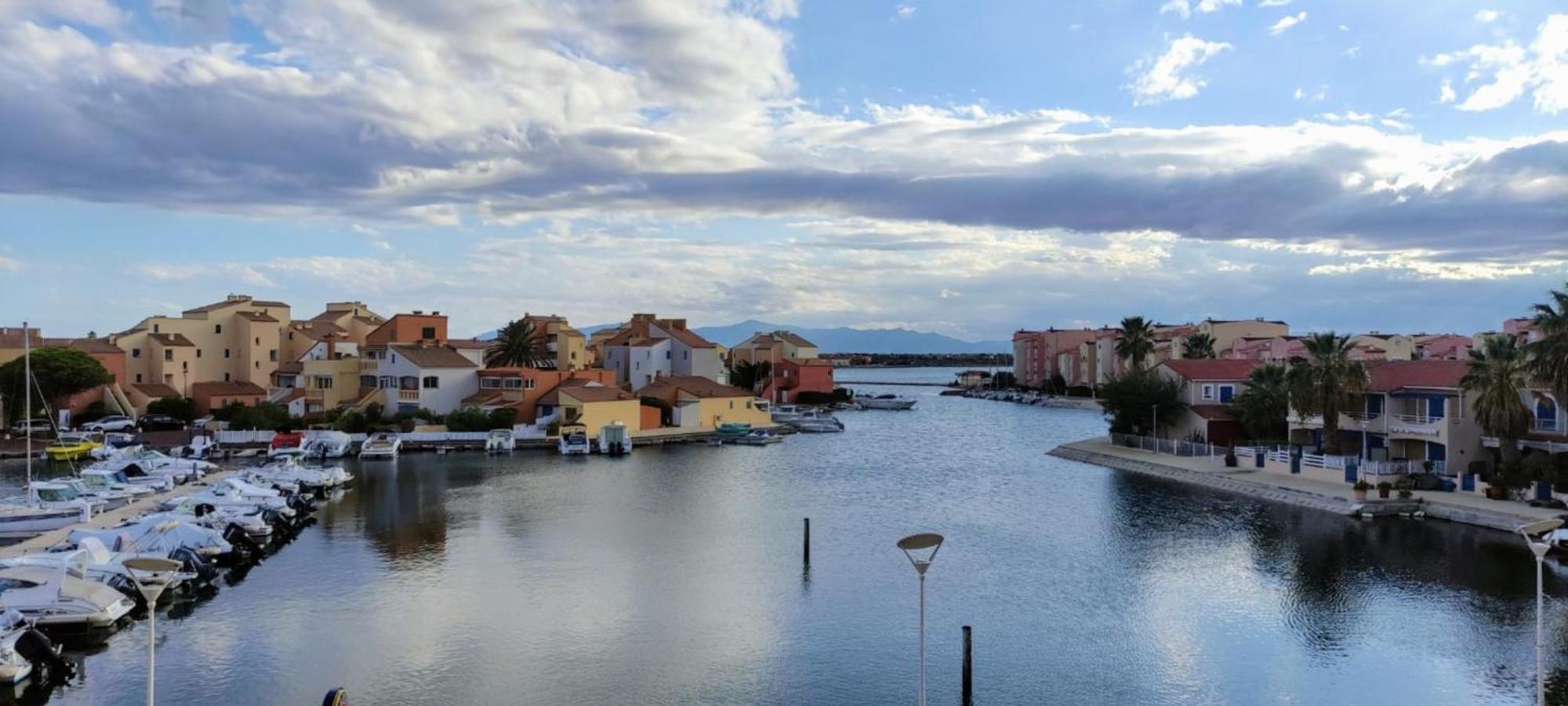Studio Avec Vue Sublime Sur L'Etang Et Les Montagnes Catalanes Le Barcarès エクステリア 写真